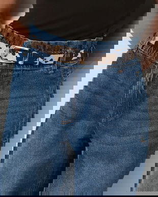 Medicine curea culoarea maro