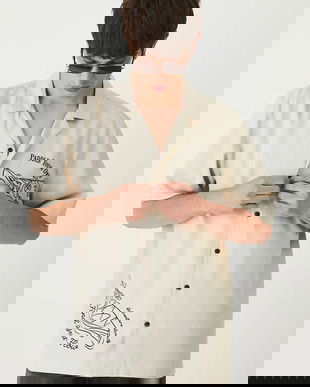 Medicine camasa culoarea bej