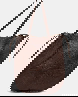 Medicine poseta culoarea maro