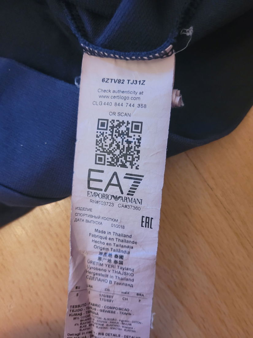 Hanorac Emporio Armani original