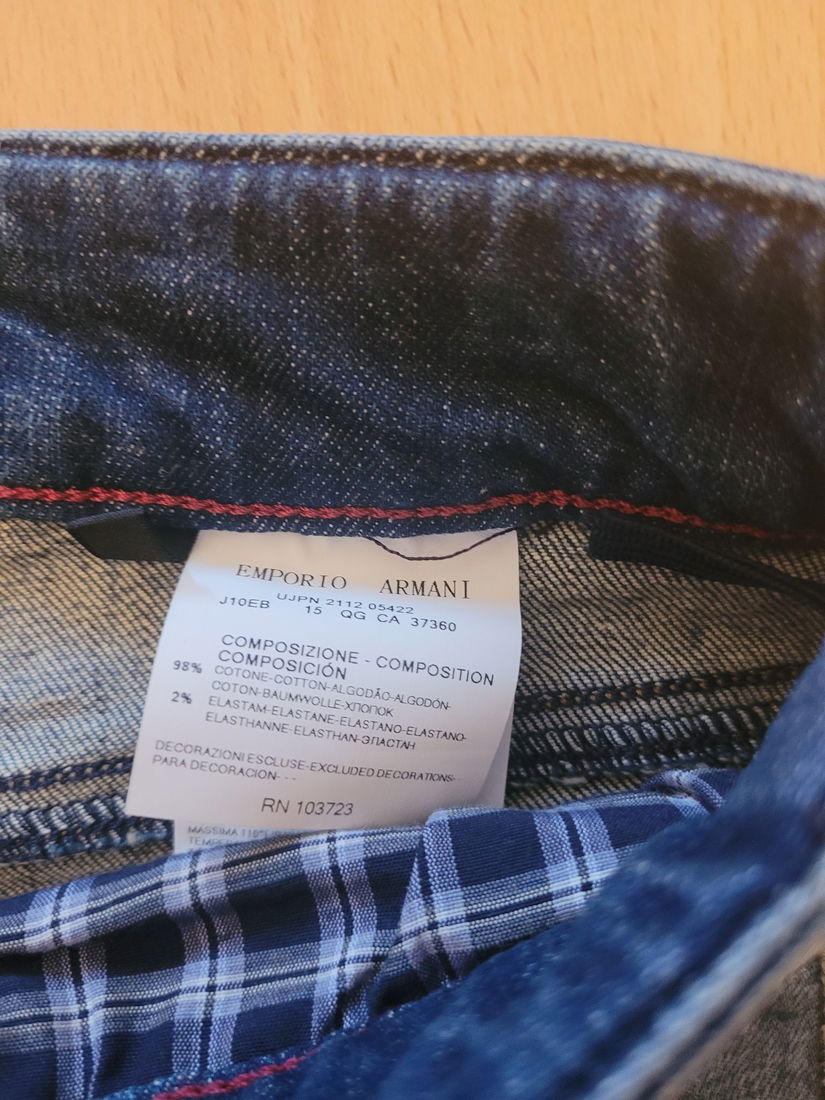 Blugi scurți Armani originali