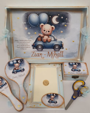 Set personalizat pentru taierea motului / 1 an, Ursulet in masina