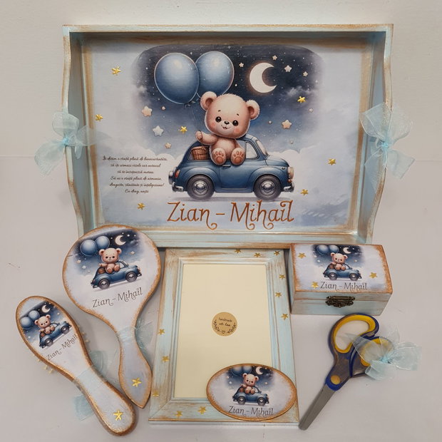 Set personalizat pentru taierea motului / 1 an, Ursulet in masina