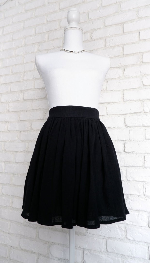 Fusta Incretita Panza Topita Neagra