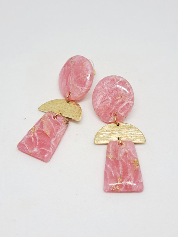 Cercei roz sidefat, confectionati din fimo, cercei lungi, cercei atarnatori