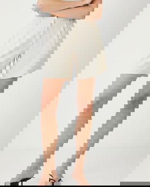 Medicine pantaloni scurti culoarea bej, high waist