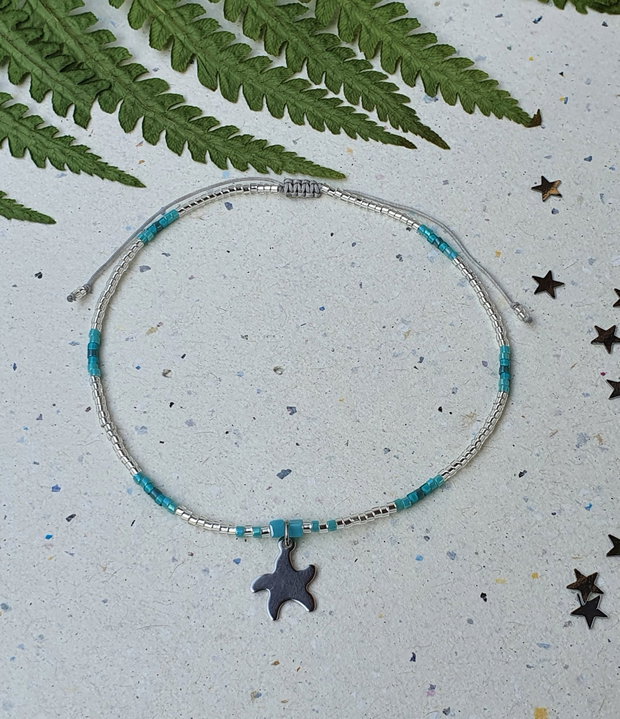 Anklet gri / turcoaz cu charm steluță de mare
