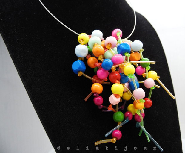 Colier statement unicat multicolor Margele de lemn și tuburi de silicon (cod1273)