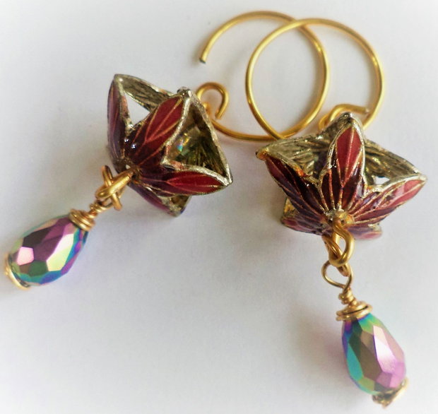 Cercei din sarma cu margele cloisonne si cristale tip swarovski - flower