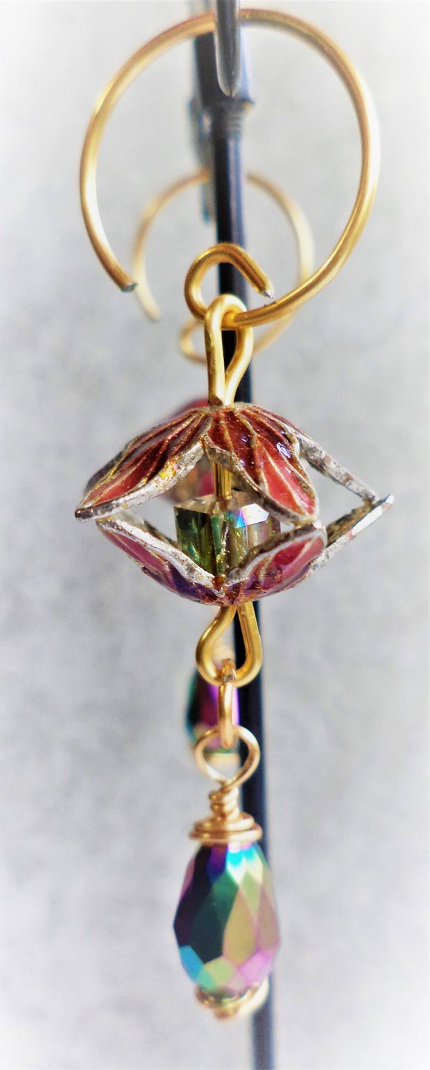 Cercei din sarma cu margele cloisonne si cristale tip swarovski - flower