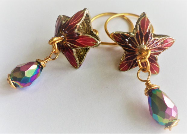 Cercei din sarma cu margele cloisonne si cristale tip swarovski - flower