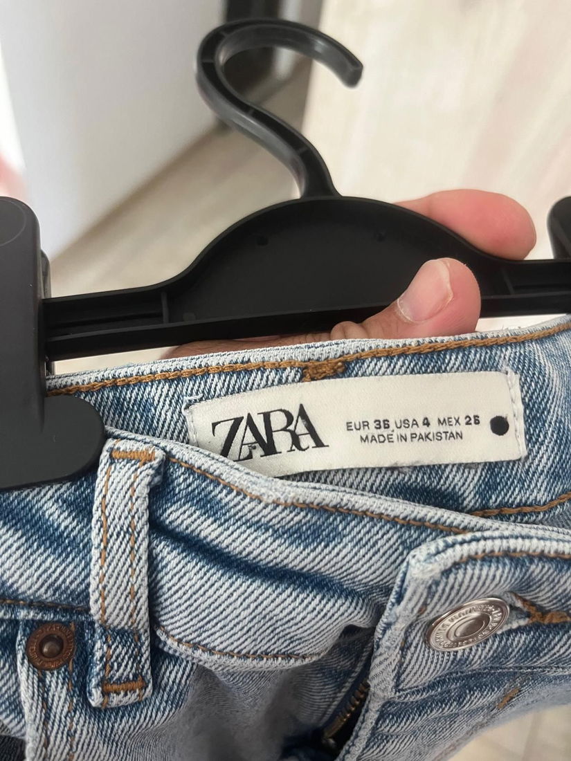Blugi Zara