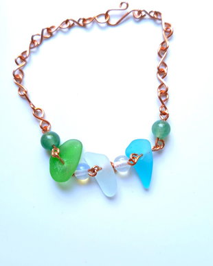 Brataradin cupru cu sticla de mare-sea glass, aventurin si opalit