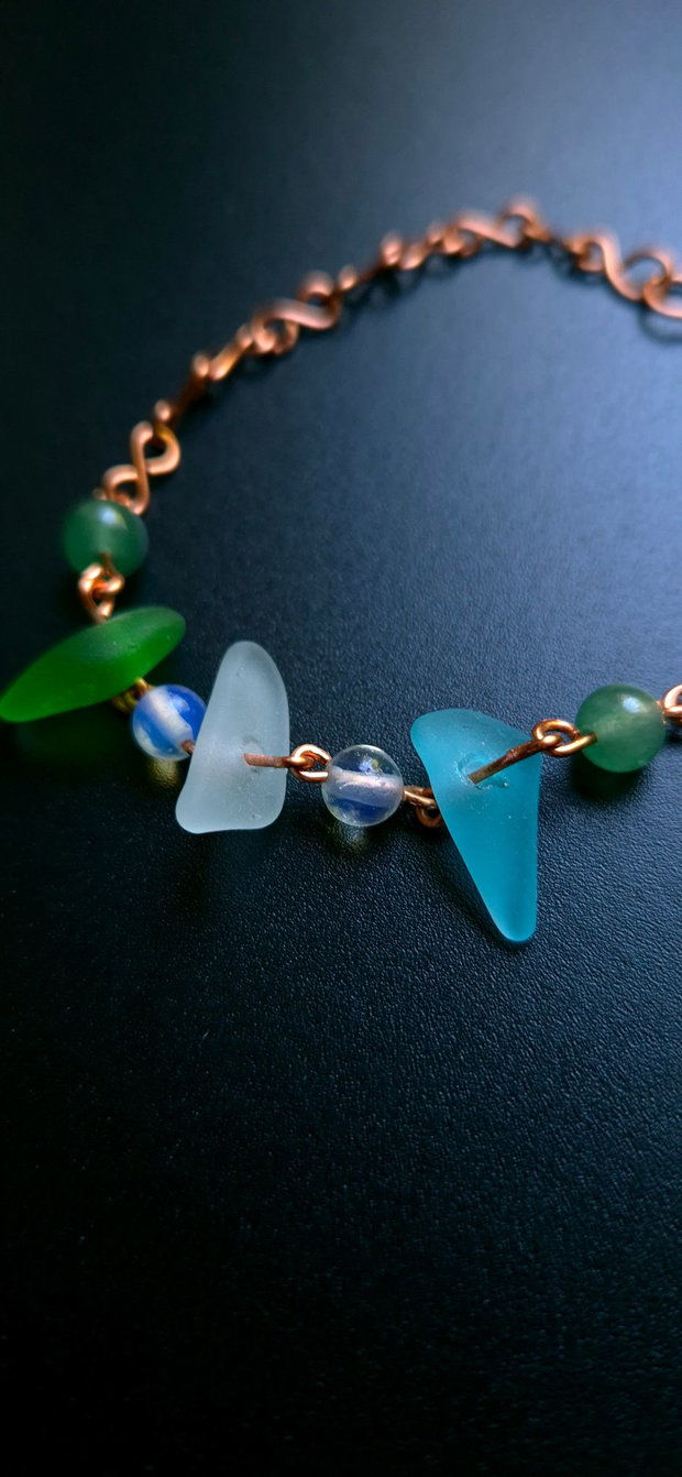 Brataradin cupru cu sticla de mare-sea glass, aventurin si opalit