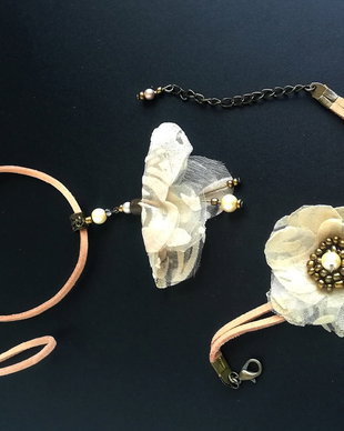 set floral bej straveziu