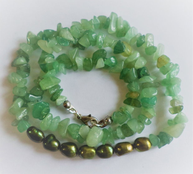Colier handmade din cipsuri de aventurin si perle de cultura