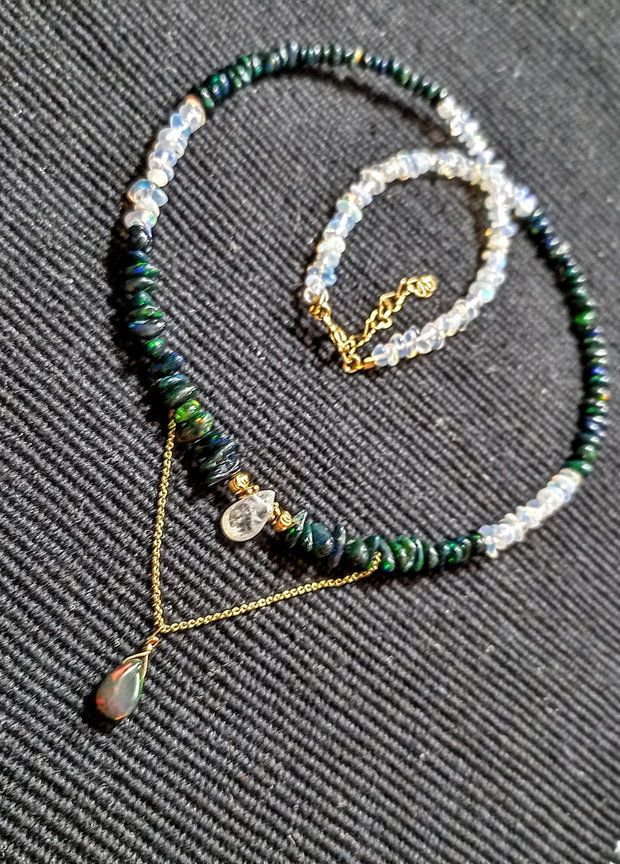 Colier vermeil opal de foc etiopian alb negru piatra lunii brioleta fatetata lant argint placat cu aur contrast minimalist boho chic trendy - Transport gratuit
