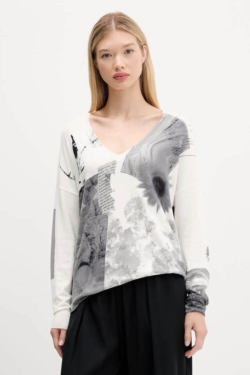 Desigual pulover GOTEMBURGO culoarea bej, light, 25WWJF15