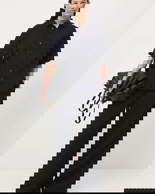 Medicine cămașă culoarea negru, cu guler clasic, relaxed