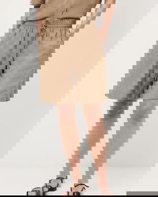 Medicine pantaloni scurți culoarea bej, uni, high waist