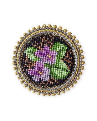 Brosa cu Flori Violet Model Traditional