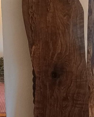 Sculptură gotică în lemn de nuc