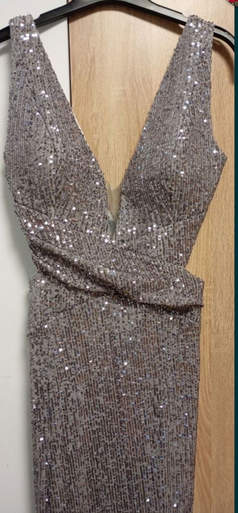 Rochie lunga cu paiete