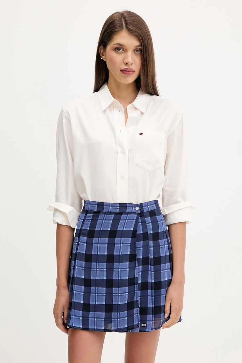 Tommy Jeans cămașă din bumbac culoarea bej, cu guler clasic, relaxed, DW0DW21451