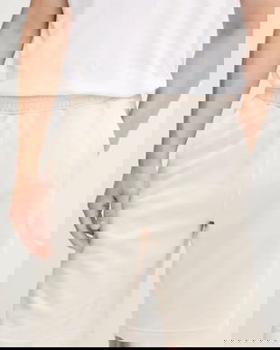 adidas Originals pantaloni scurți din bumbac Essentials culoarea bej, JW3561