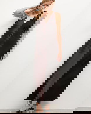 Answear.LAB rochie culoarea maro, maxi, drept