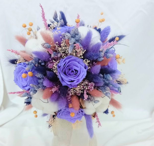 Buchet mireasa 2025 Lila