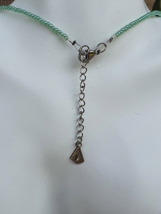 Choker minimalist cu mărgele turcoaz