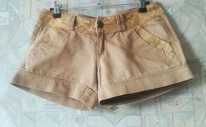 pantaloni scurti bumbac bej dantela , M , LJR