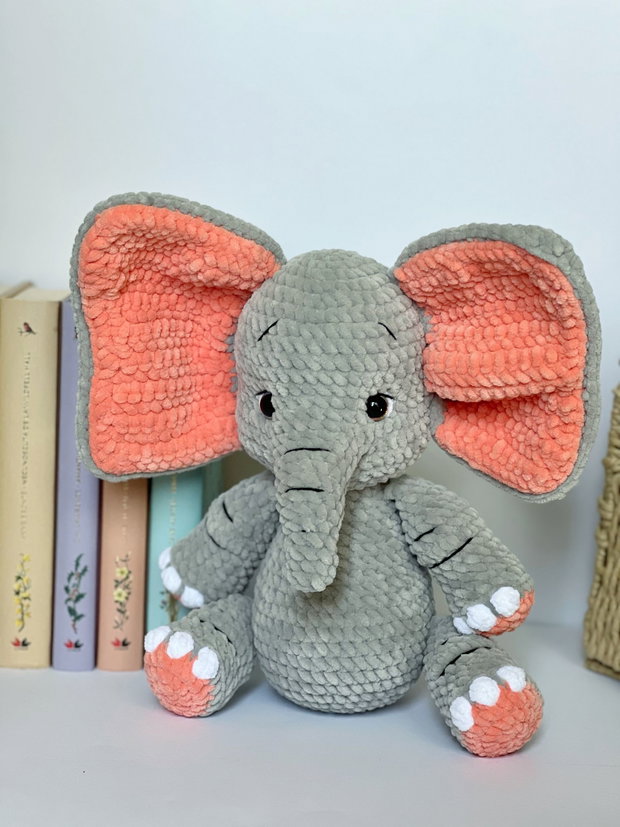 Elefant crosetat - Maxie Plushie
