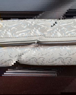 GEANTA  VERA WANG ORIGINALA ,ELEGANTA,MATASE NATURALA