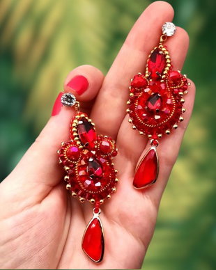 Rezervat Cercei Red Glam