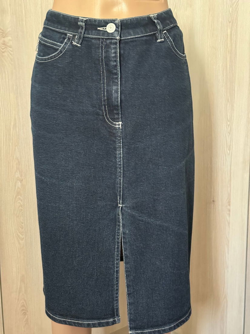 FUSTA BLUGI BURBERRY ORIGINALA 38D,40 IT,GB 8