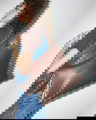 Medicine poșetă culoarea maro