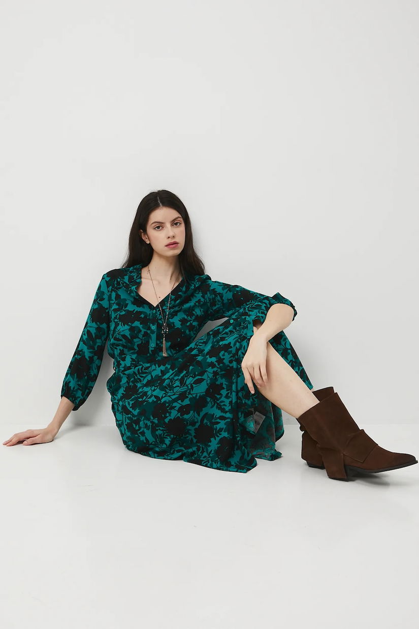 Medicine rochie culoarea verde, midi, evazati