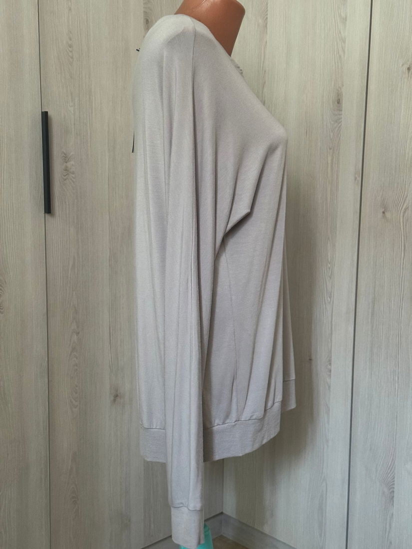 SUPERBA BLUZA LIU-JO JEANS MODEL SPECTACULOS MARIME L NOUA CU ETICHETE