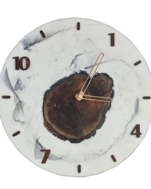 Ceas de perete modern din rasina epoxidica si lemn 30X30