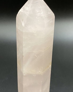 Cuart Roz - Obelisc piatra semipretioasa
