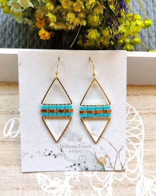 Cercei triunghi statement, Cercei geometrici cu turcoaz, tortite placate cu aur 14K, cercei boho, cercei oversized, stil minimalist