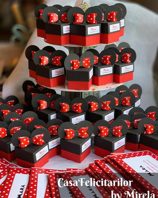 Cutii marturii botez  Minnie mouse rosie