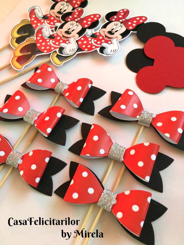Cutii marturii botez  Minnie mouse rosie