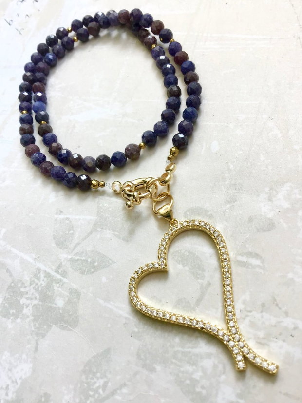 Colier CHOKER safir natural & inima aurie