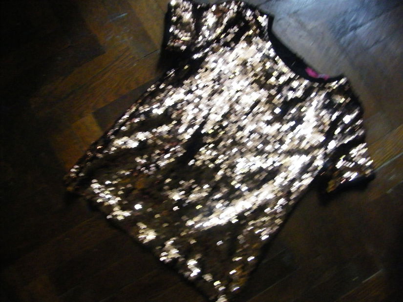 Bluza cu paiete