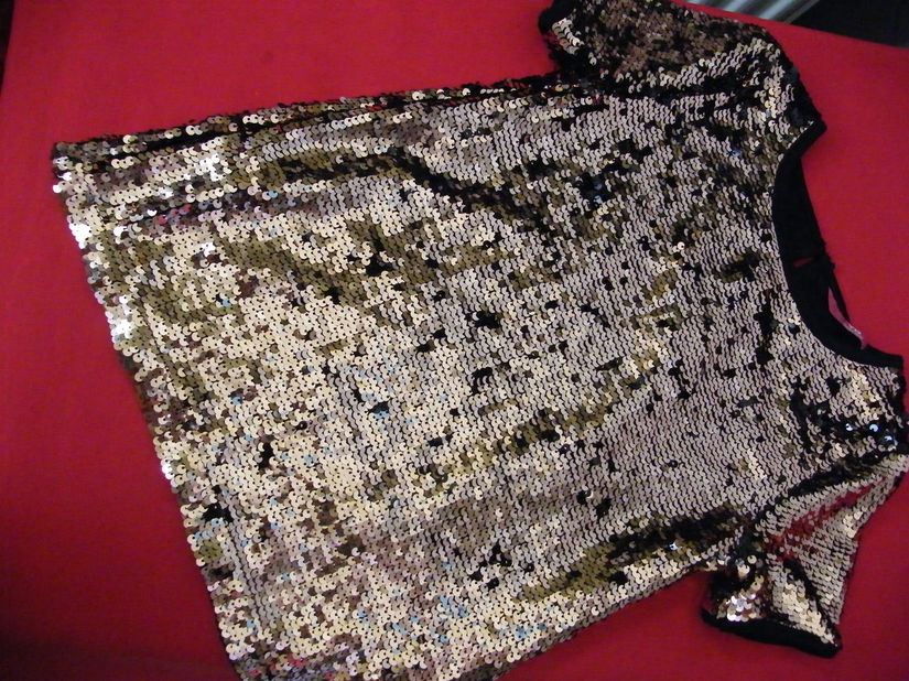 Bluza cu paiete