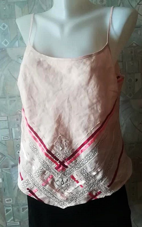 Top de in cu dantela , 42
