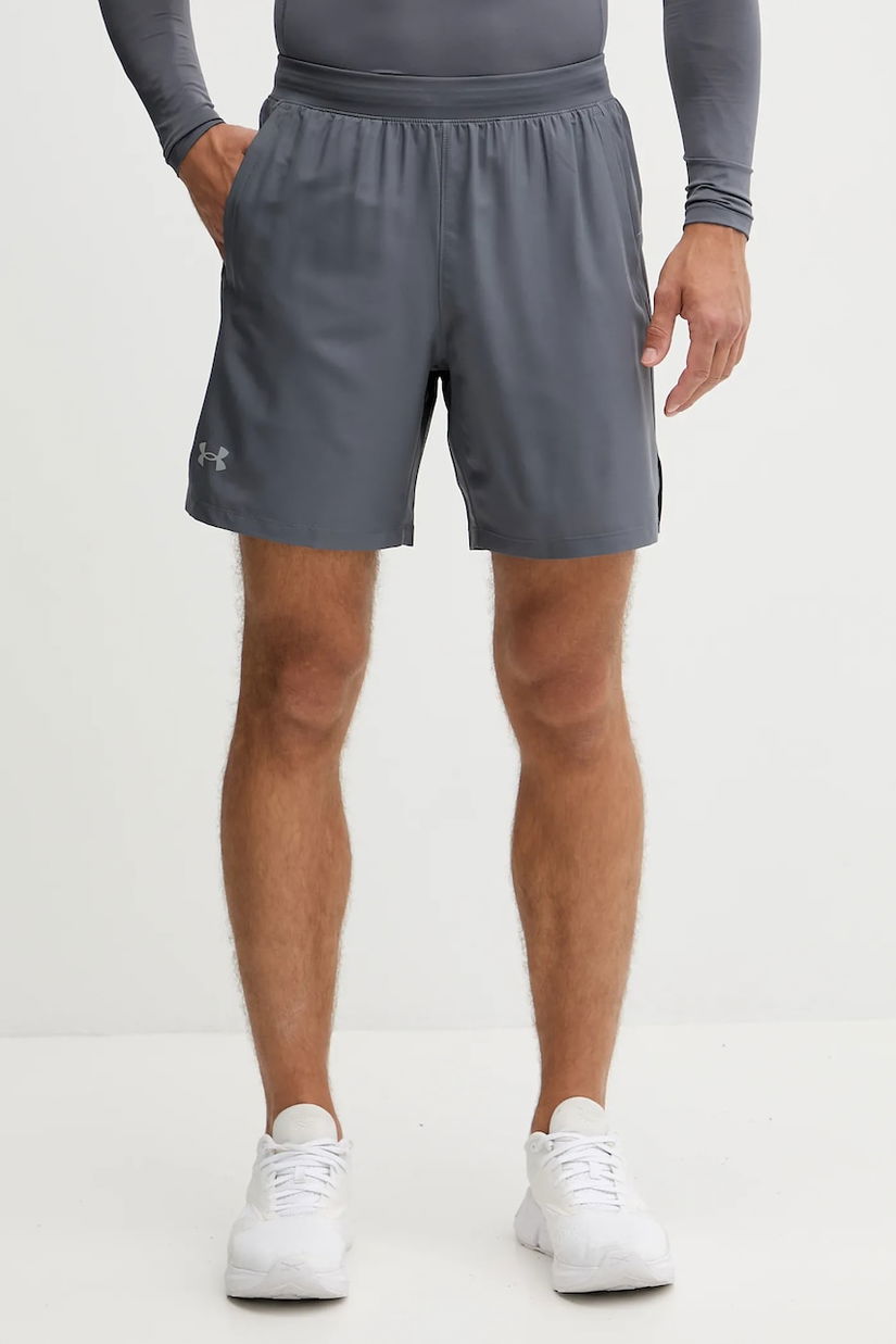 Under Armour pantaloni scurți de alergare Launch culoarea negru